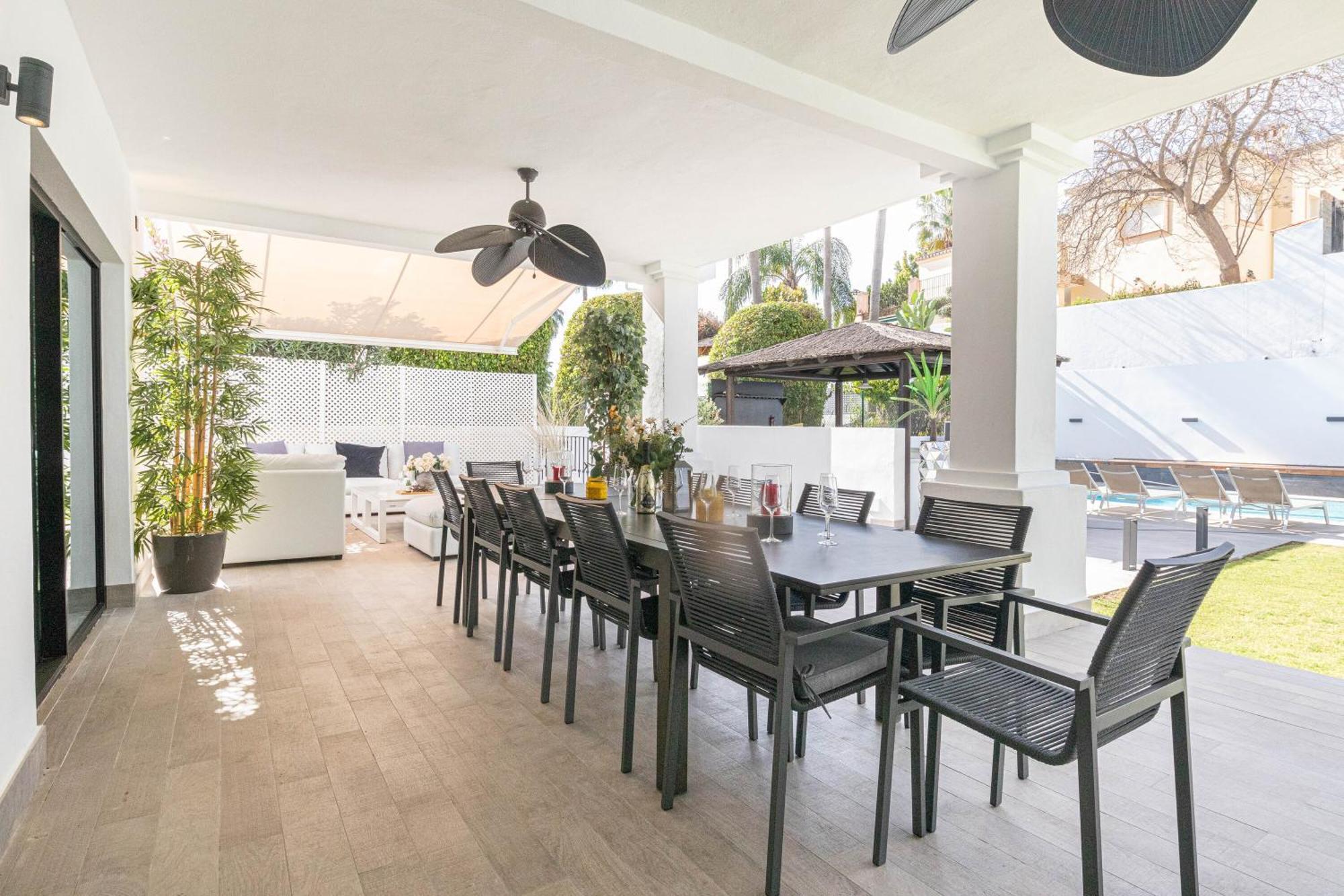 Villa New Zacaluca Pool Sauna & Gym - Happy Rentals มาร์เบยา ภายนอก รูปภาพ